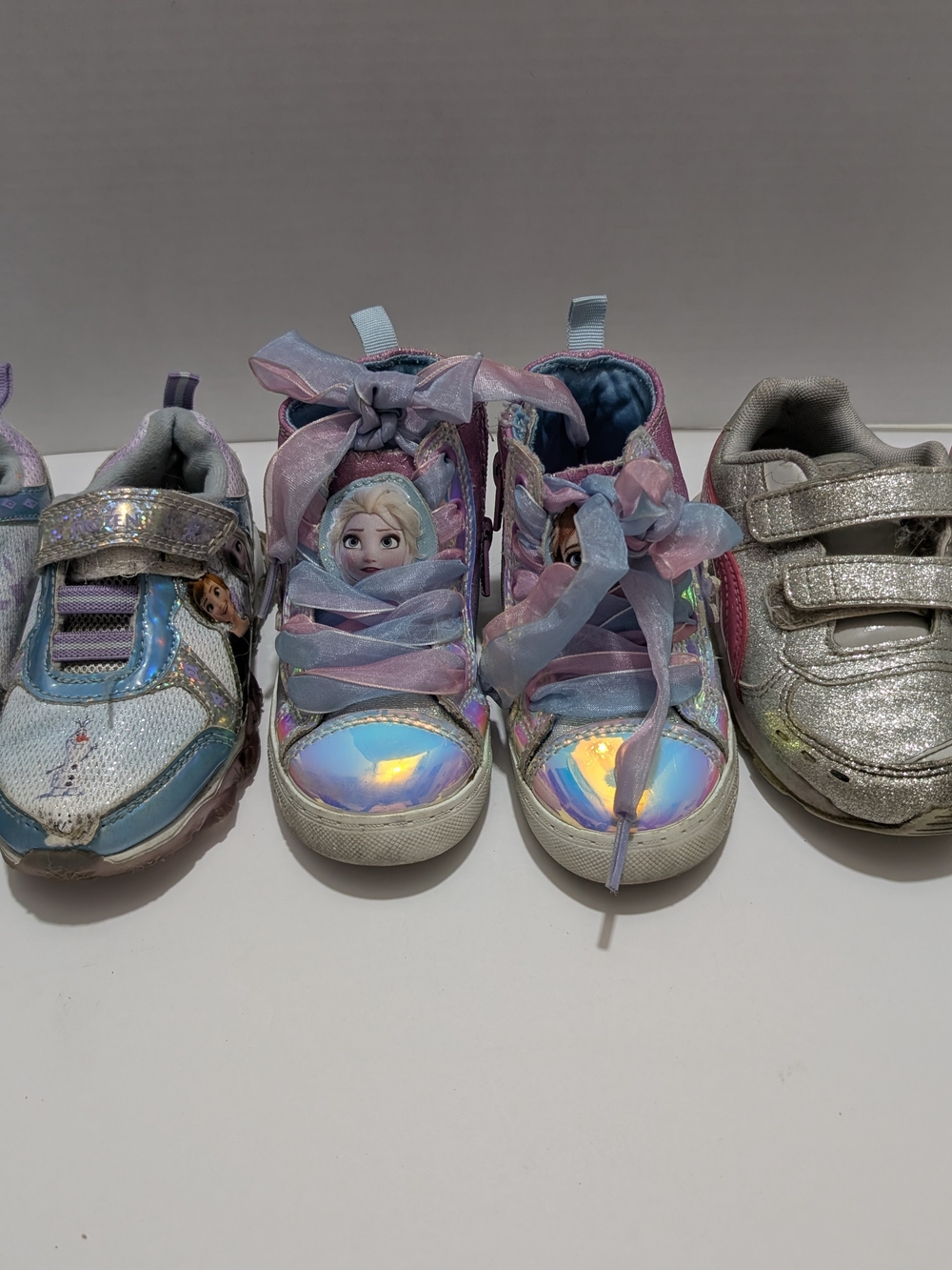 Frozen Girls US 11 Silver & Pink Sneakers